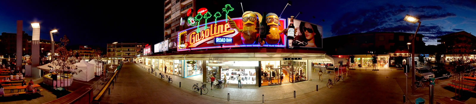 Jesolo de noche venicelimo